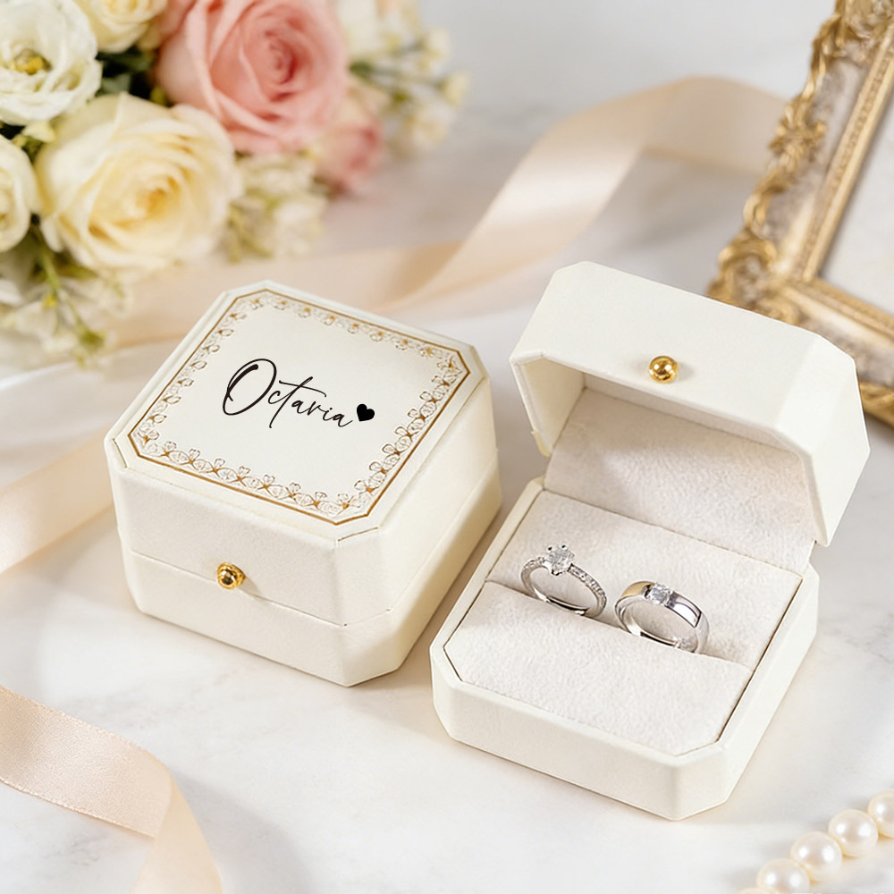 Gepersonaliseerde ringendoos v - Wedding Packaging recensie en prijs
